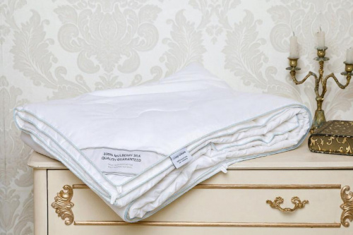 Шелковое одеяло Luxe Dream Premium Silk легкое 200x220 купить в интернет магазине LiveStor.ru