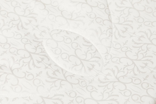 Шелковое одеяло Luxe Dream Luxury Silk всесезонное 200x220 купить в интернет магазине LiveStor.ru