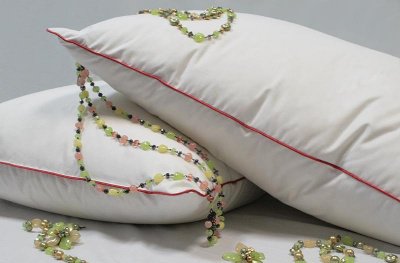 Подушка Natures средняя "Женское начало" 50х68 гусиный пух купить в интернет магазине LiveStor.ru